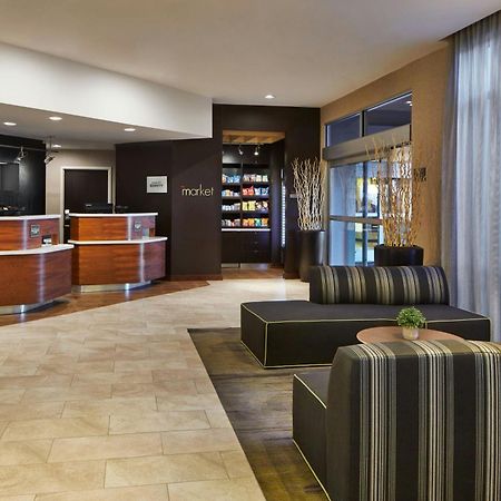 Отель Courtyard By Marriott Atlanta Лития-Спрингс Экстерьер фото