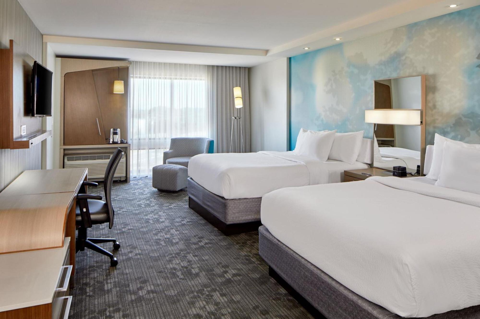 Отель Courtyard By Marriott Atlanta Лития-Спрингс Экстерьер фото